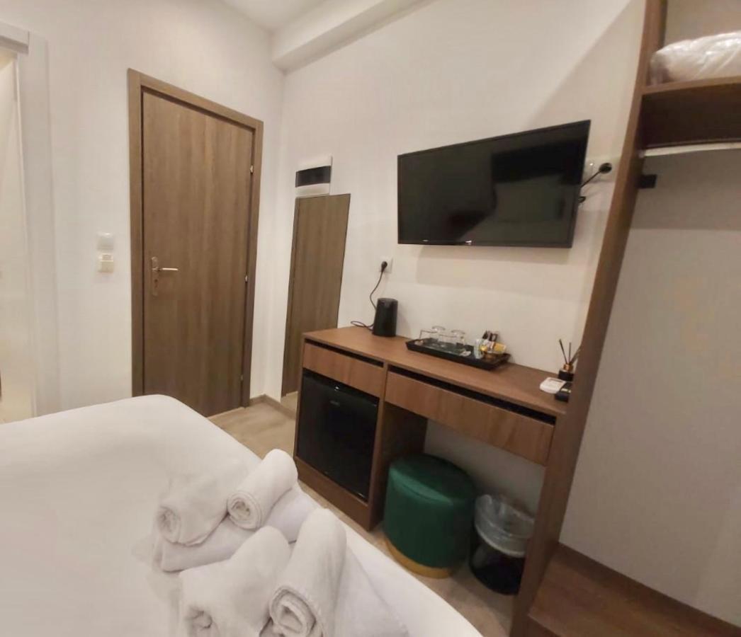 Real City Suites Syntagma 雅典 外观 照片